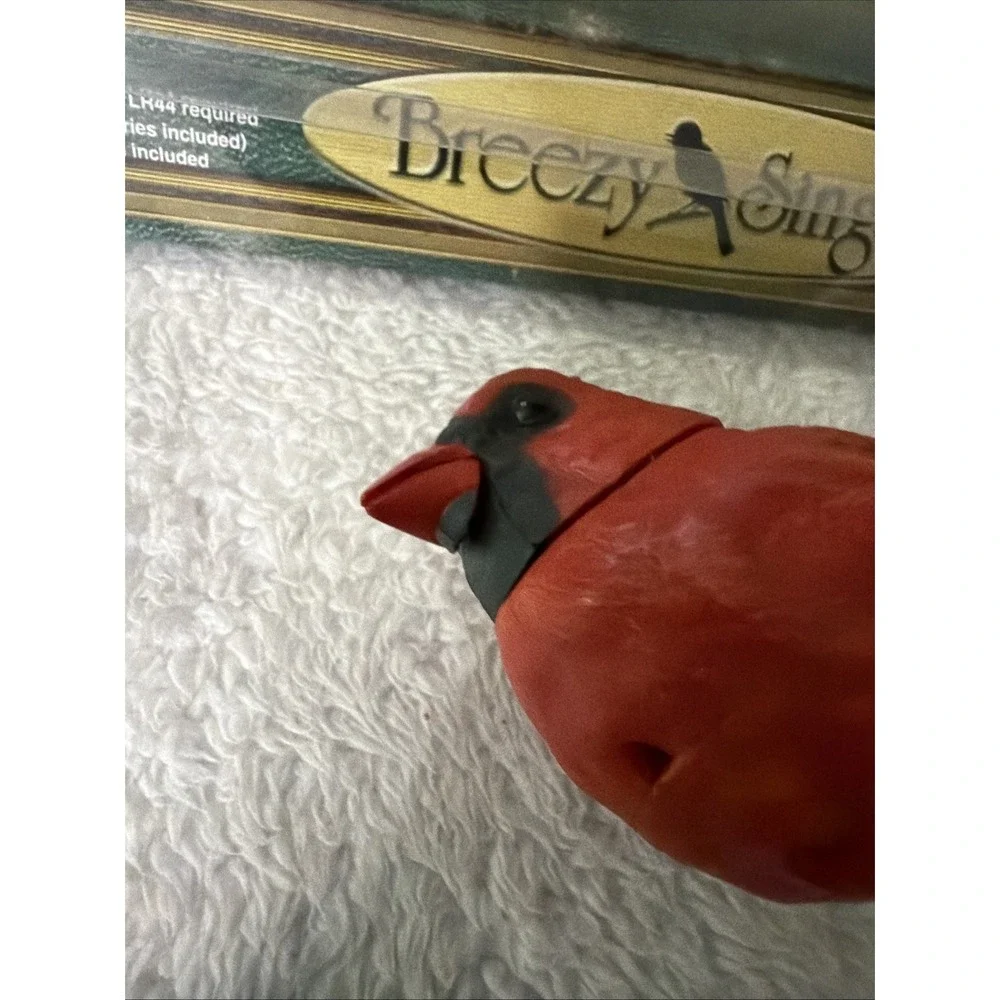 Breezy Singers Northern Cardinal Bird Realistic Head Beak Tail Movements Tested